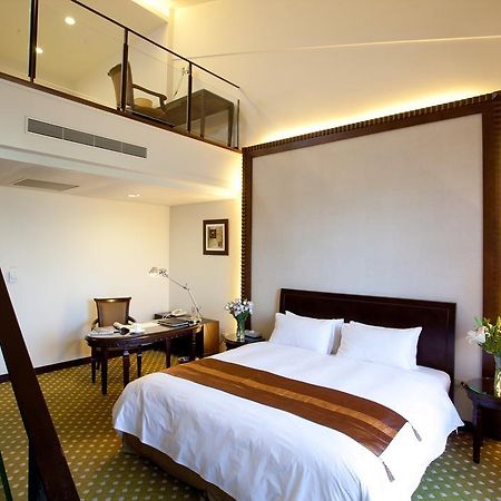 Les Hotel Tainan Exterior photo