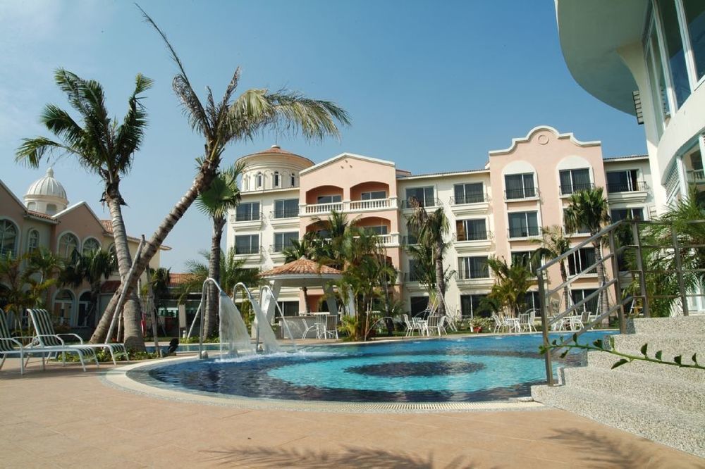 Les Hotel Tainan Exterior photo