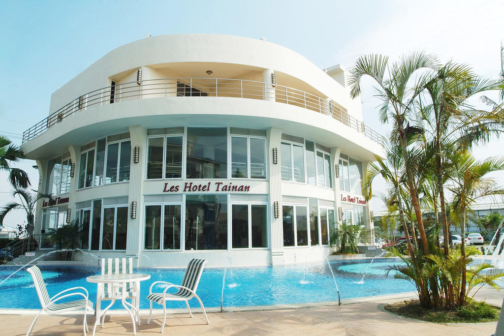 Les Hotel Tainan Exterior photo