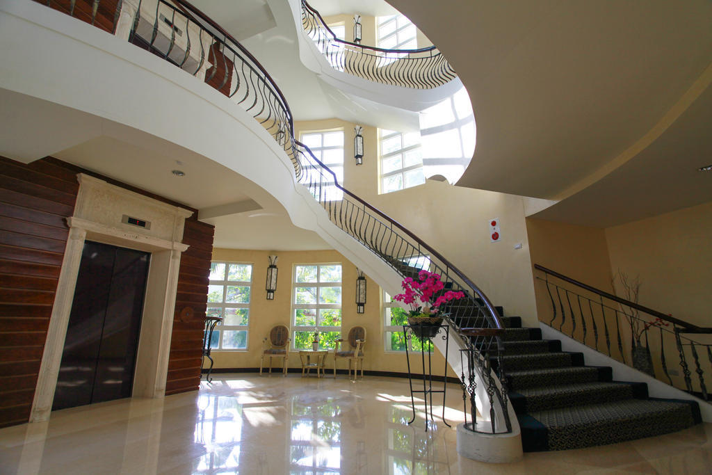 Les Hotel Tainan Exterior photo