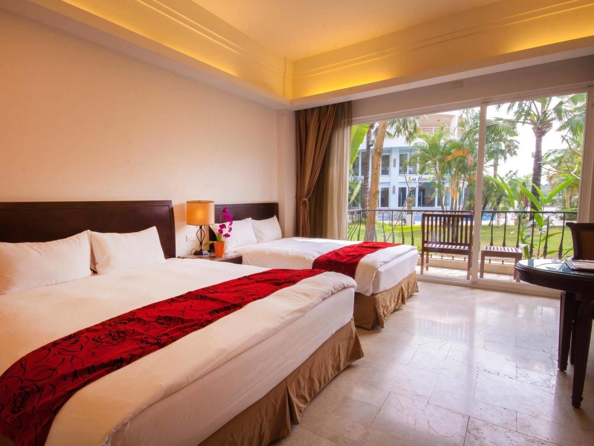 Les Hotel Tainan Exterior photo